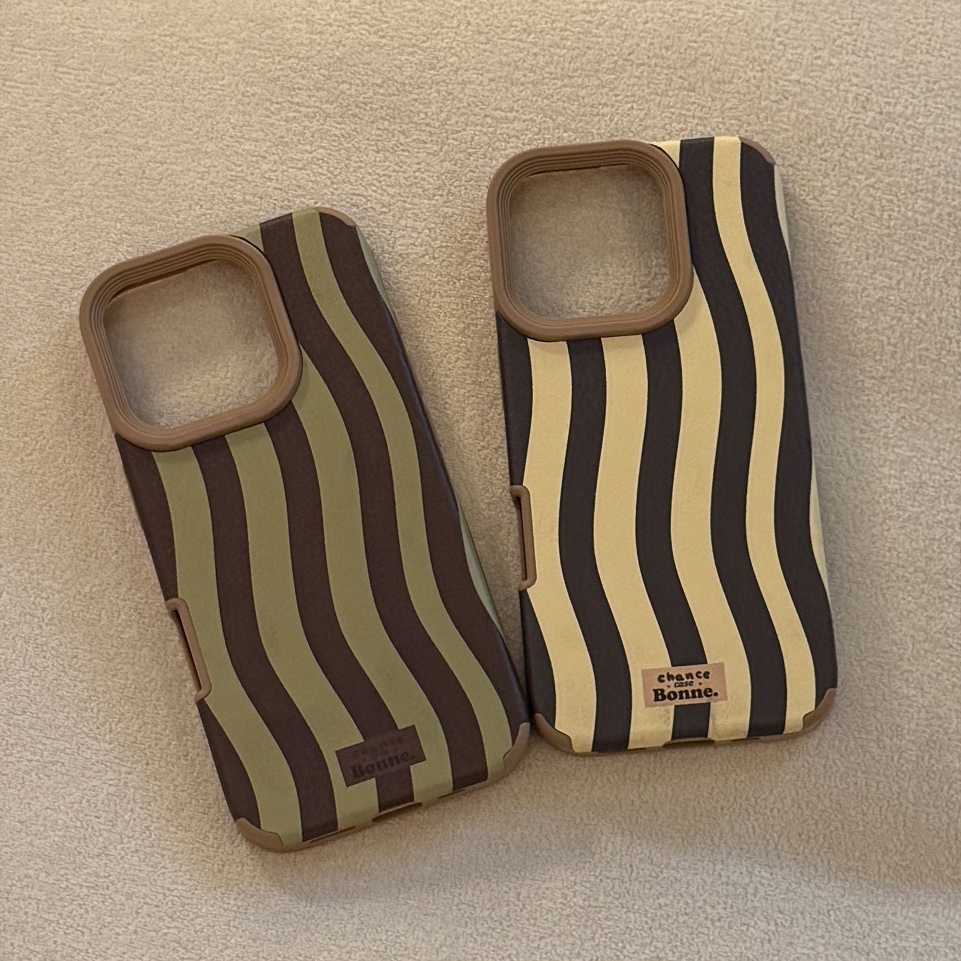 Vintage Wavy Striped Leather T - Phone Cases Brown recension och pris